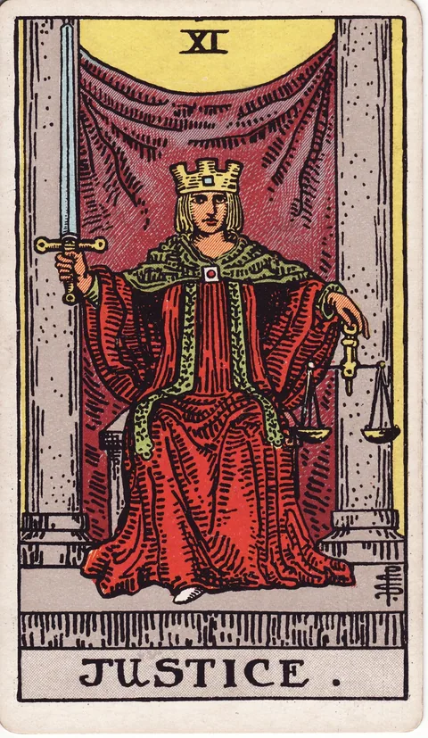 Justice, Major Arcana card 11